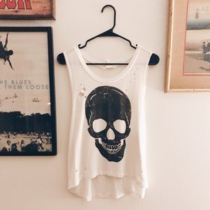 Skull tank